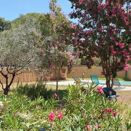 La Maison D'isidore - 6 Personnes Avec Climatisation, Piscine Et Jardin Clos * Saint-Victor-la-Coste