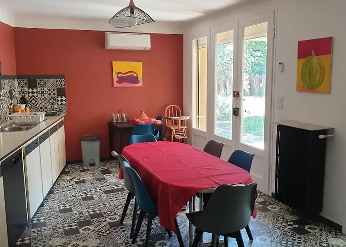 La Maison D'isidore - 6 Personnes Avec Climatisation, Piscine Et Jardin Clos Prázdninový dům