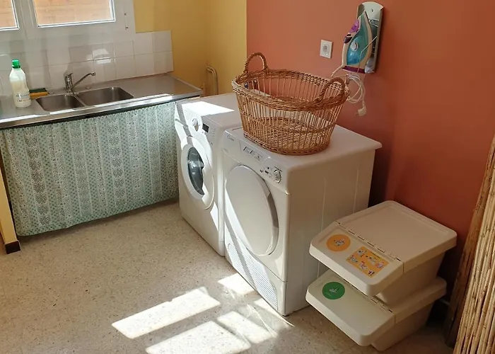 Prázdninový dům La Maison D'isidore - 6 Personnes Avec Climatisation, Piscine Et Jardin Clos