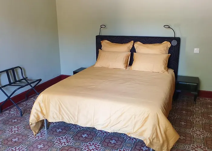 La Maison D'isidore - 6 Personnes Avec Climatisation, Piscine Et Jardin Clos Hébergement de vacances *