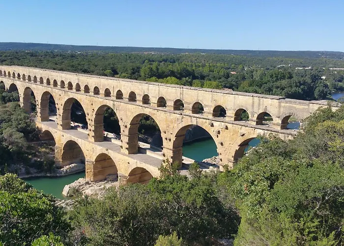 La Maison D'isidore - 6 Personnes Avec Climatisation, Piscine Et Jardin Clos *